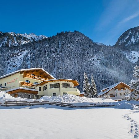 Pension Rosenhuegel Neustift im Stubaital Buitenkant foto